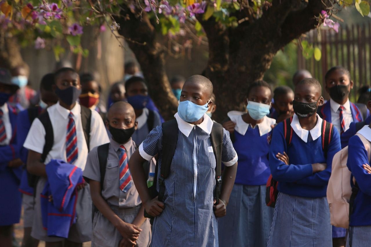 Virus_Outbreak_Zimbabwe_Schools_Open_22717